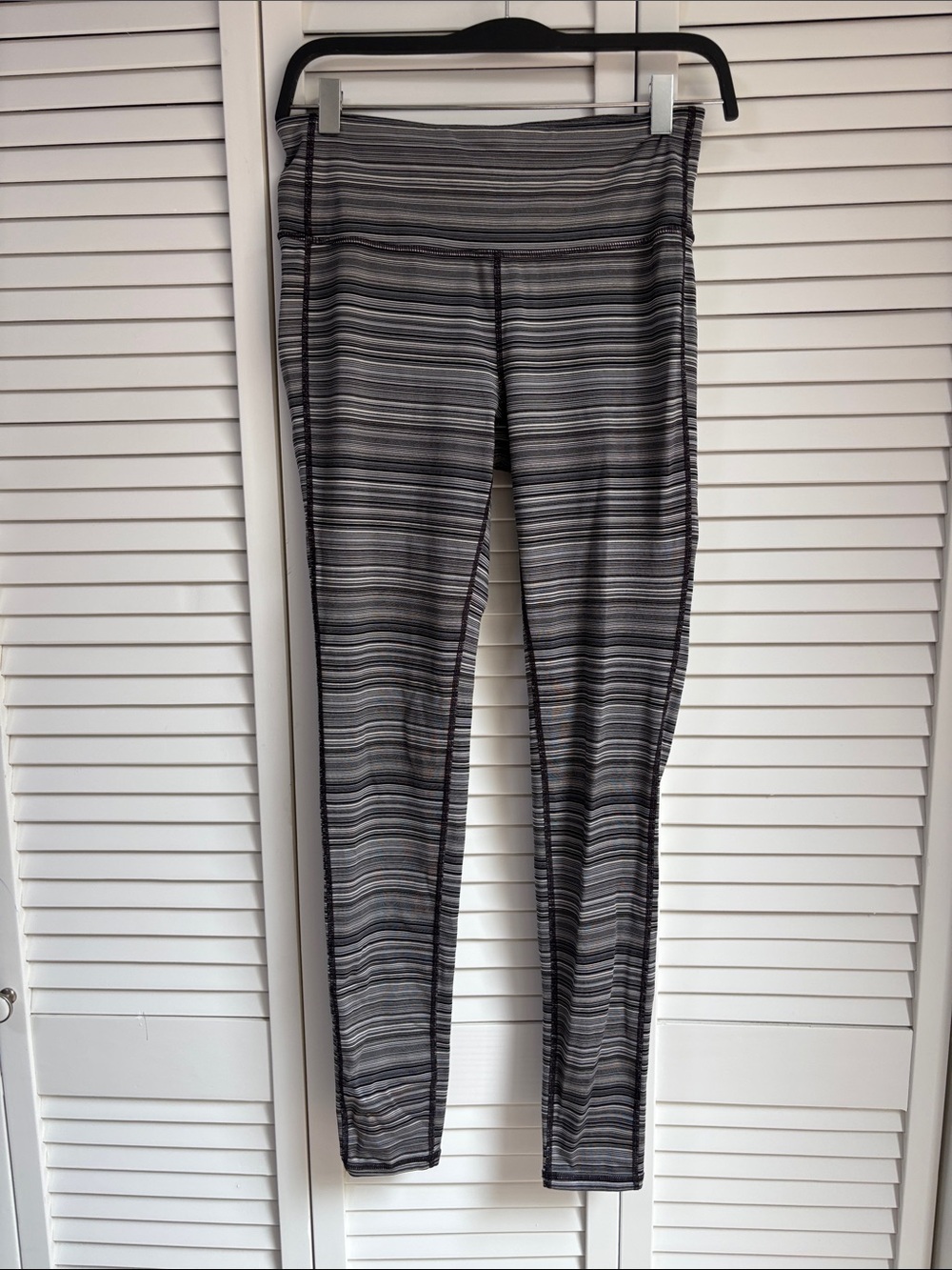 Athleta Gray Striped Leggings